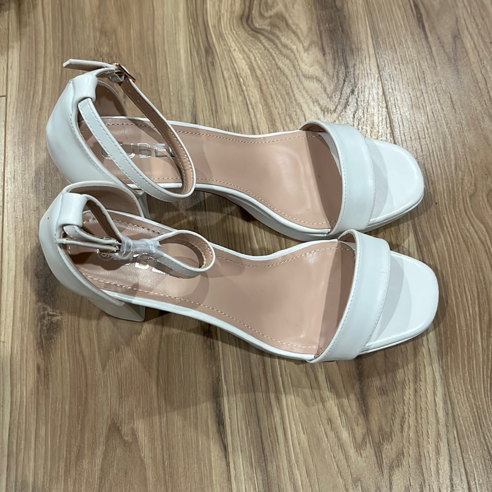 High heals size 9.5